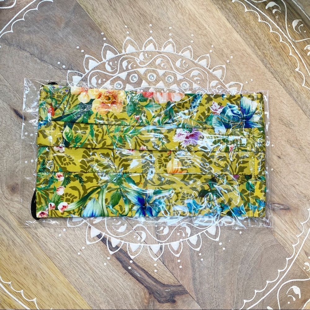 Johnny Was Cotton Sateen Floral Face Mask